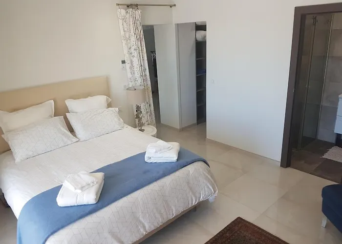 Roc Maria Lucia Βίλα