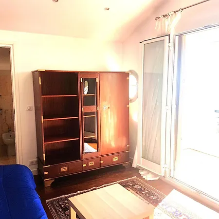 Roc Maria Lucia Villa